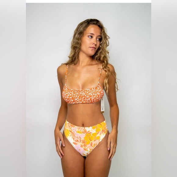 Skatie Other - NWOT Billabong bikini bottoms size XL reversible